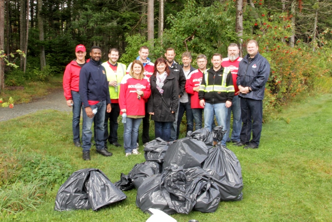 MolsonCoors cleanup event at Kent's Pond